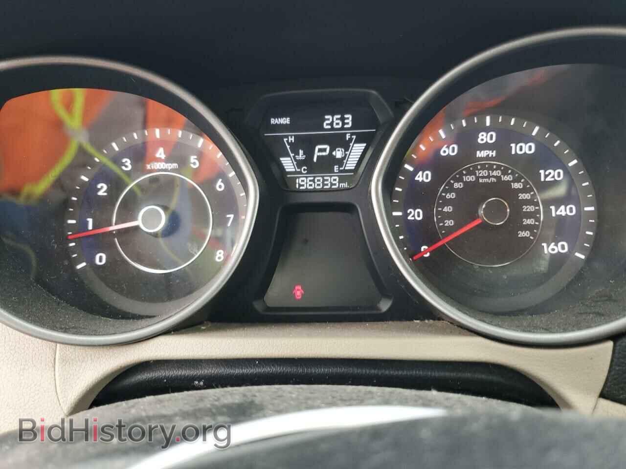 2014 HYUNDAI ELANTRA - VIN: 5NPDH4AE2EH515703 - Фото 9