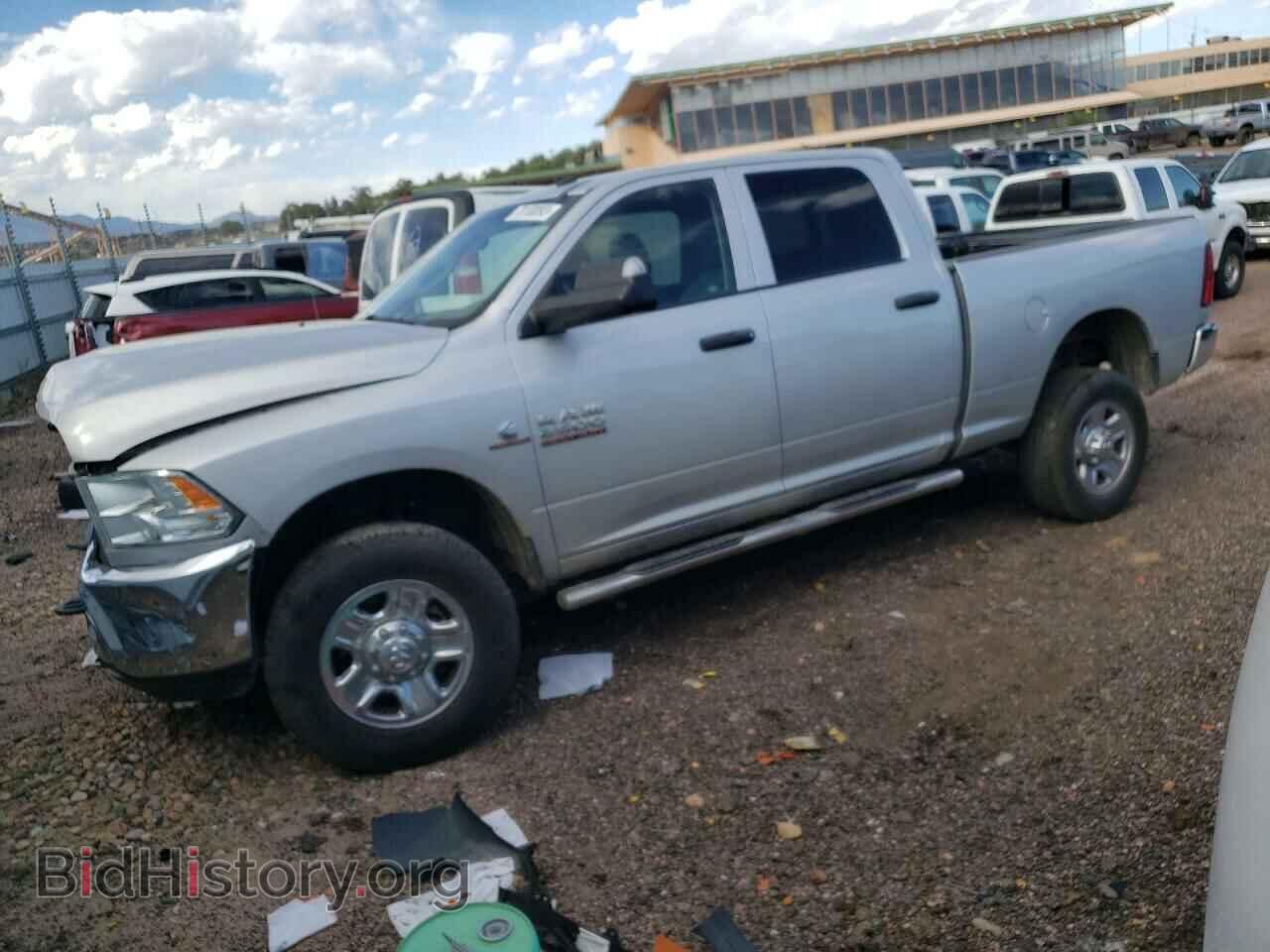 Photo 3C6UR5CL2HG554990 - RAM All Models 2017