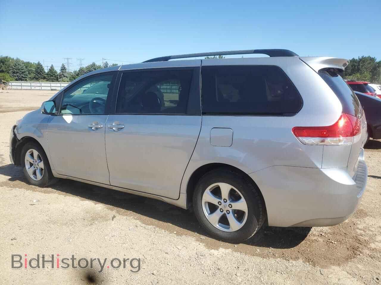 2012 TOYOTA All Models - VIN: 5TDKK3DC4CS208294 - Фото 2