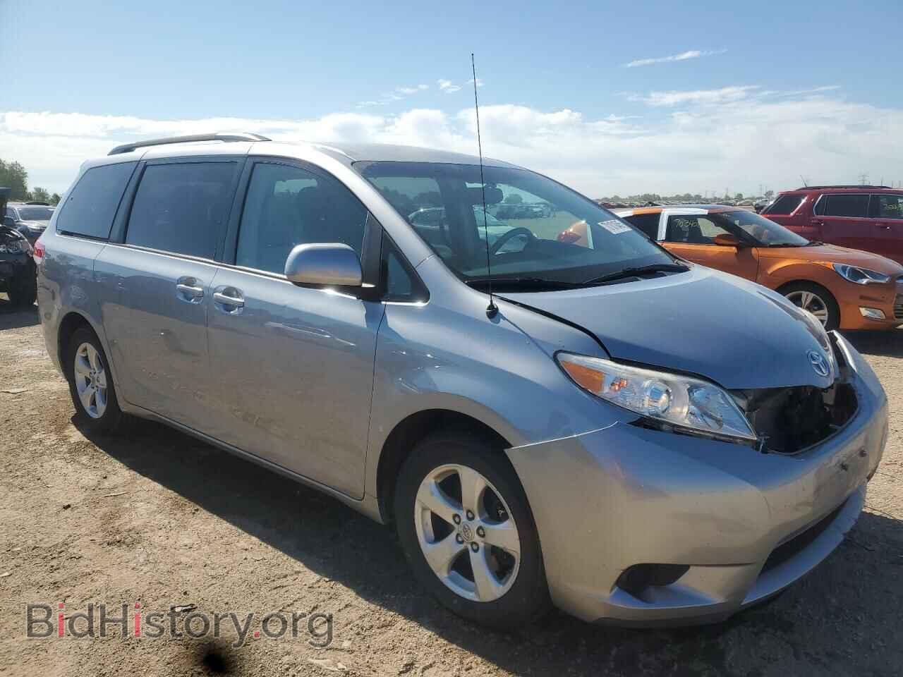 2012 TOYOTA All Models - VIN: 5TDKK3DC4CS208294 - Фото 4