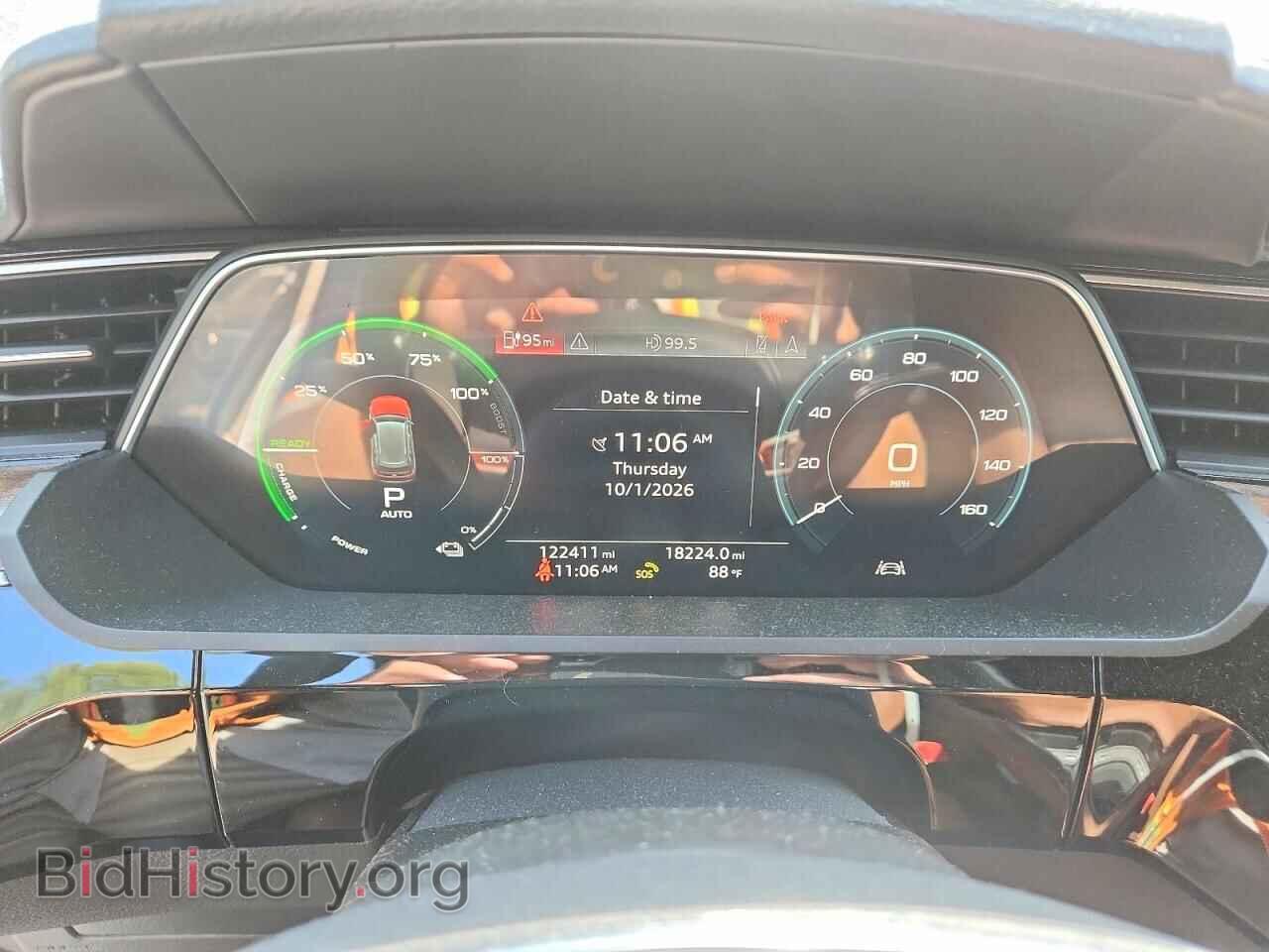 2019 AUDI E-TRON - VIN: WA1LABGE6KB011996 - Фото 9