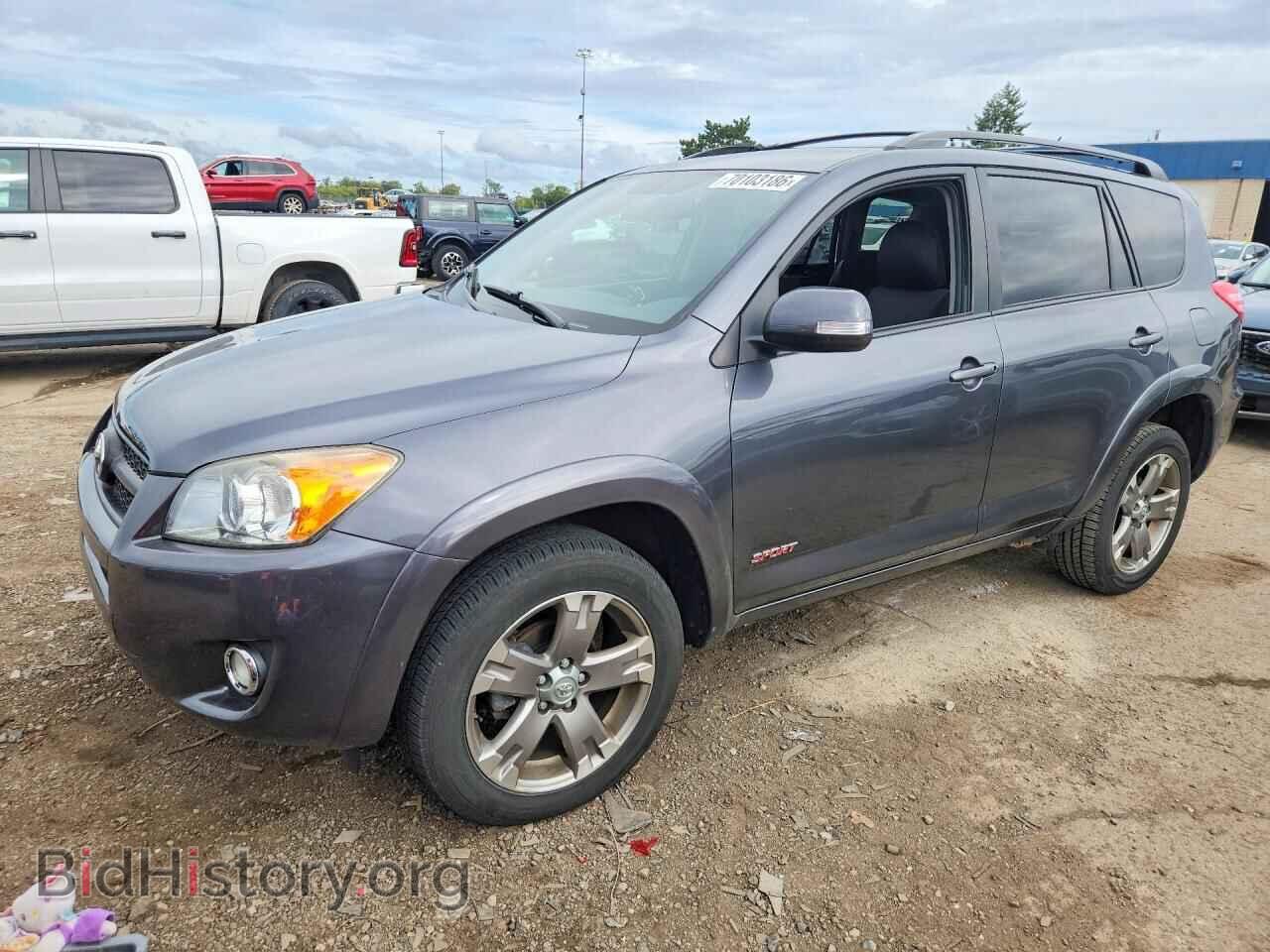Photo JTMRF4DV2B5039570 - TOYOTA RAV4 2011