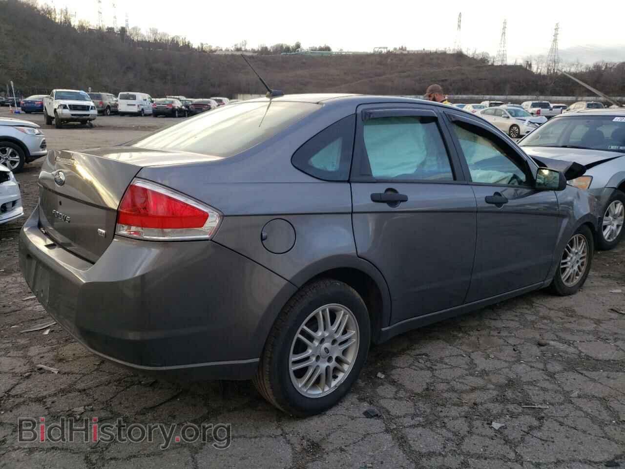 2009 FORD FOCUS - VIN: 1FAHP35N99W164397 - Фото 3