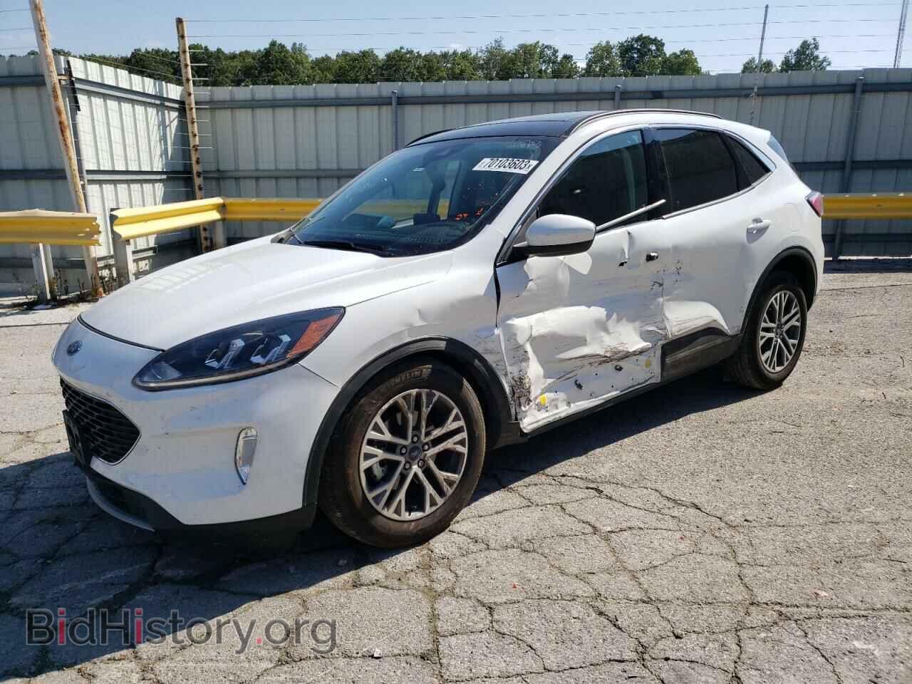 Photo 1FMCU0H62MUA77277 - FORD ESCAPE 2021