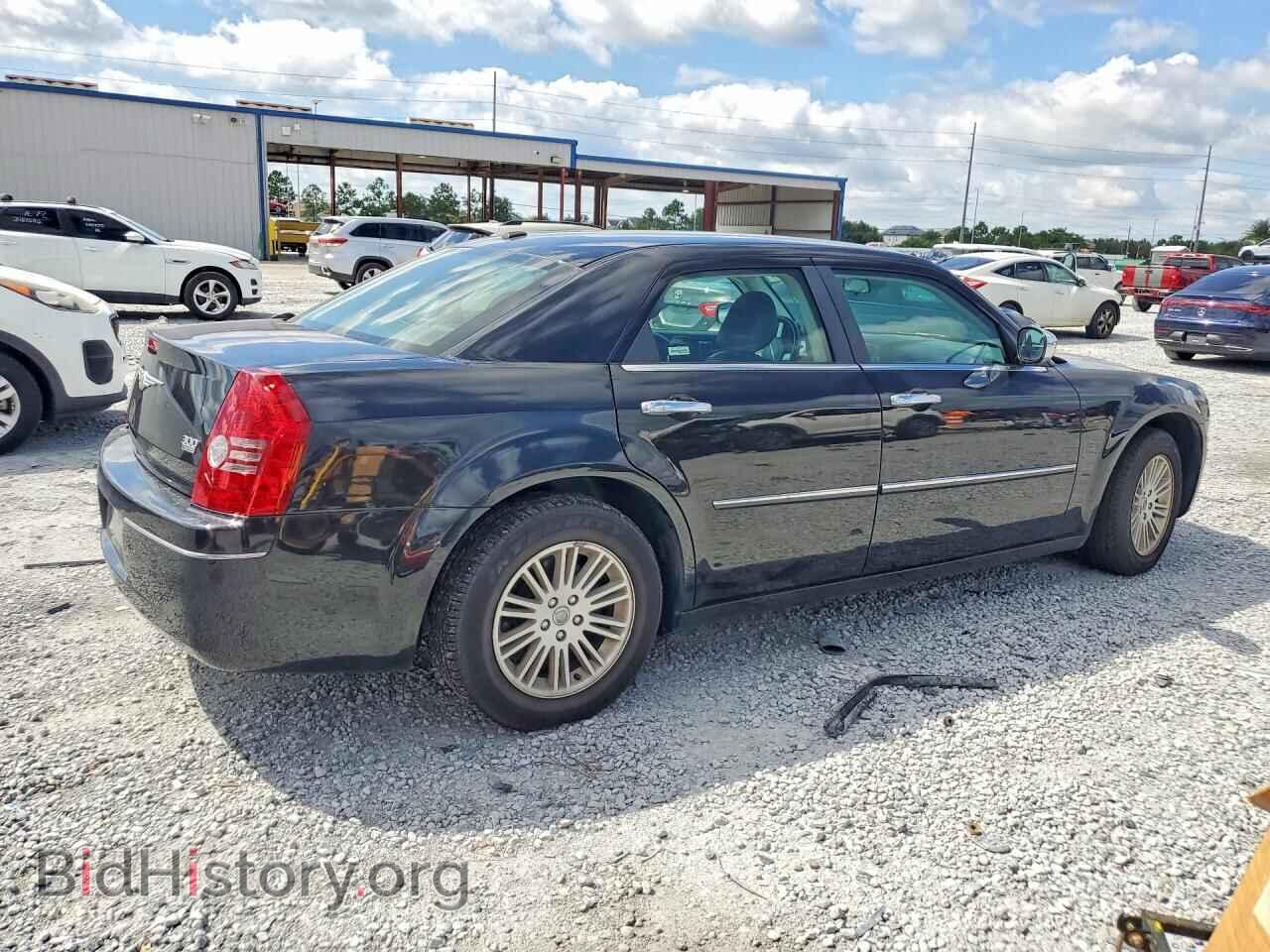 2010 CHRYSLER 300 - VIN: 2C3CA5CV6AH209369 - Фото 3