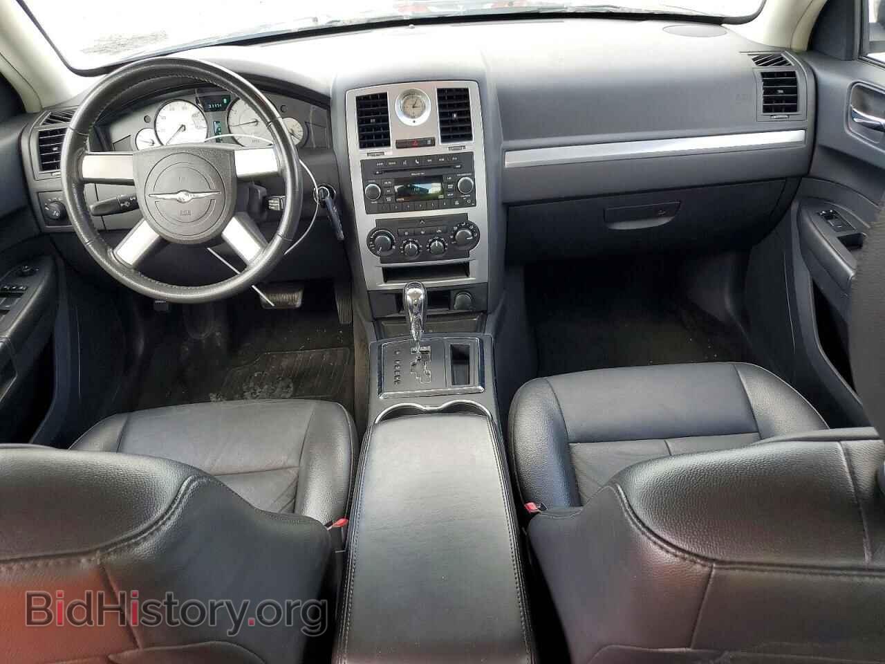 2010 CHRYSLER 300 - VIN: 2C3CA5CV6AH209369 - Фото 8