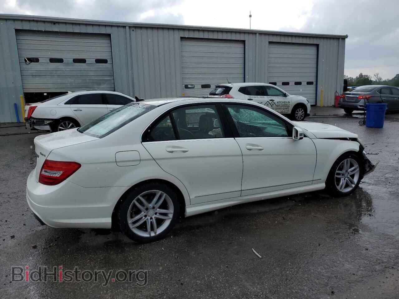 2012 MERCEDES-BENZ C-CLASS - VIN: WDDGF8BB4CA687885 - Фото 3