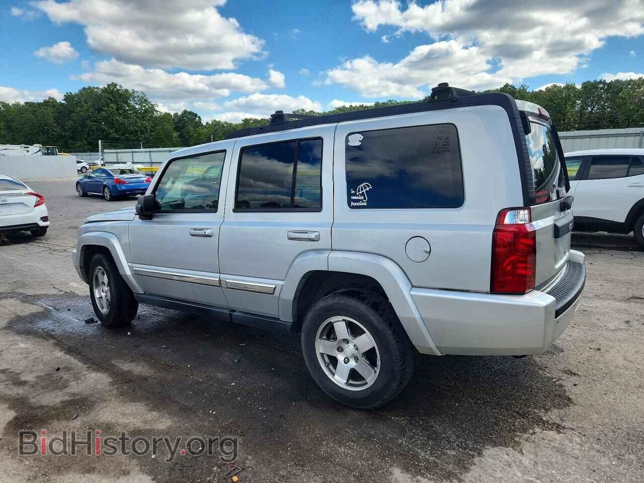 2010 JEEP COMMANDER - VIN: 1J4RH4GK5AC101687 - Photo 2