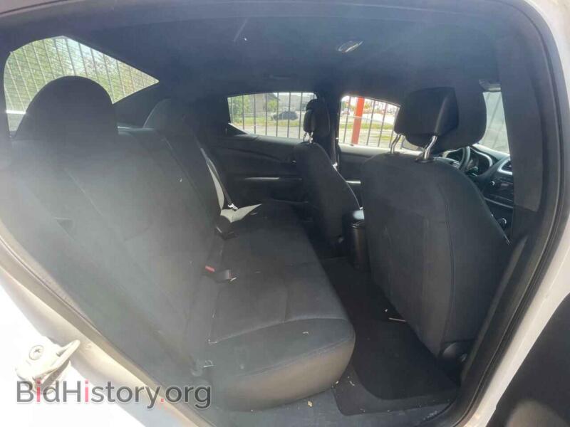 2012 Dodge AVENGER (VIN 1C3CDZAB8CN323276) — photo 6 of 10