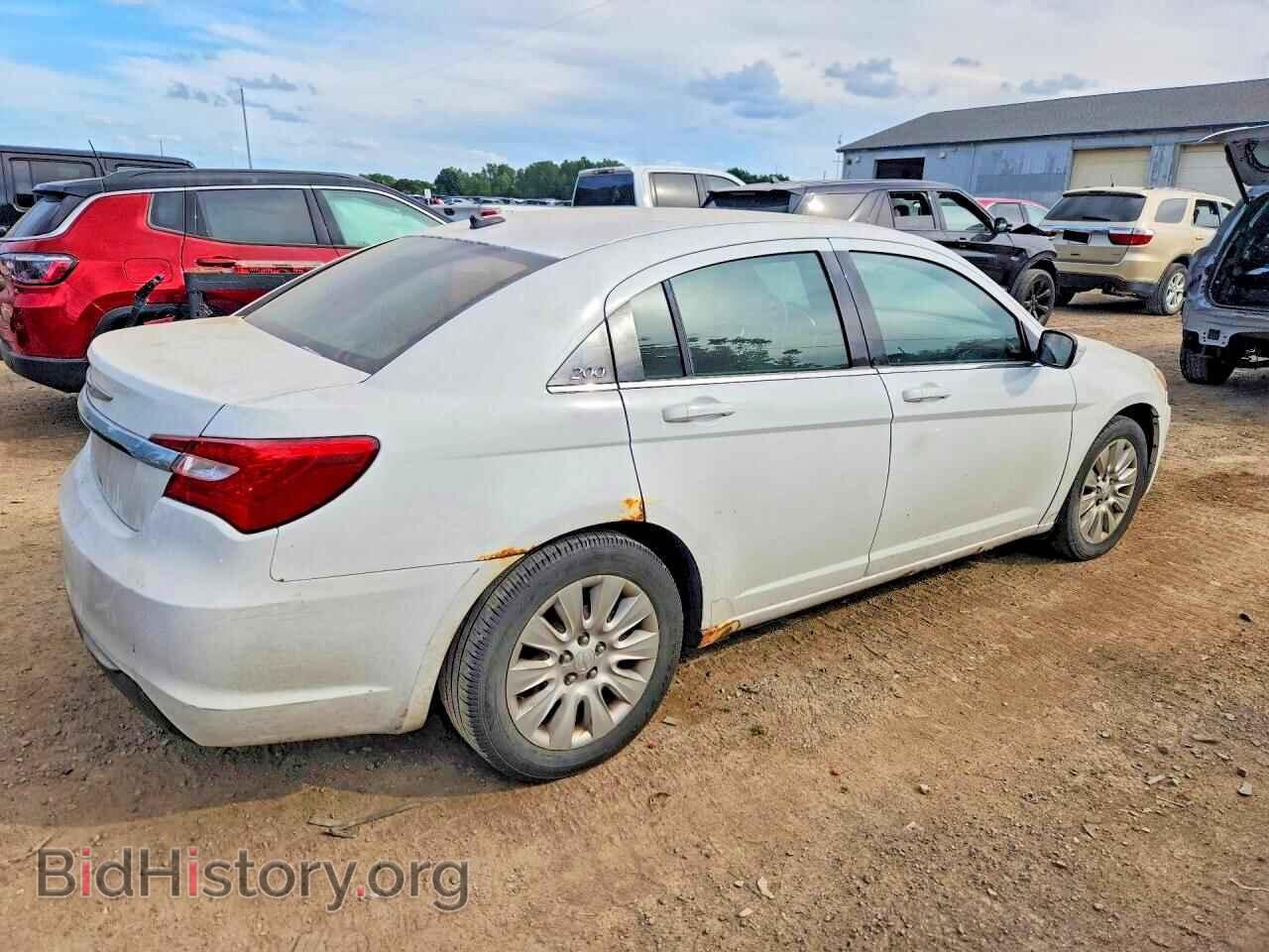 2012 CHRYSLER 200 - VIN: 1C3CCBAB3CN129930 - Фото 3