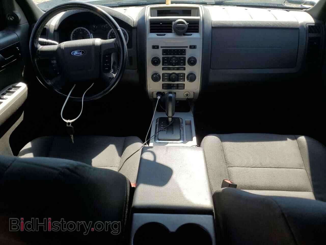 2011 FORD ESCAPE - VIN: 1FMCU9D73BKC37808 - Фото 8