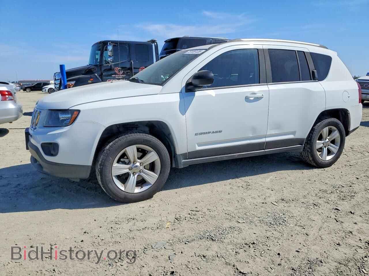 Фотография 1C4NJDBBXGD780116 - JEEP COMPASS 2016