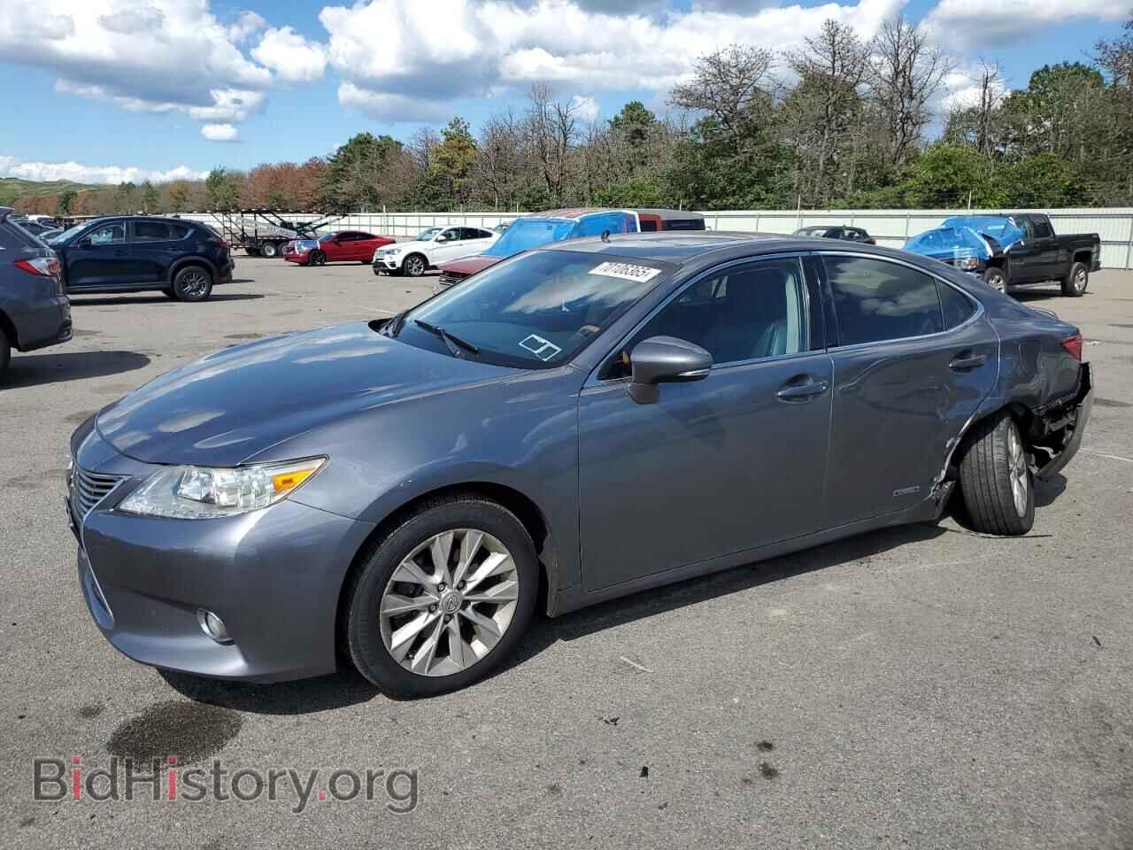 Фотография JTHBW1GG4E2062558 - LEXUS ES300 2014