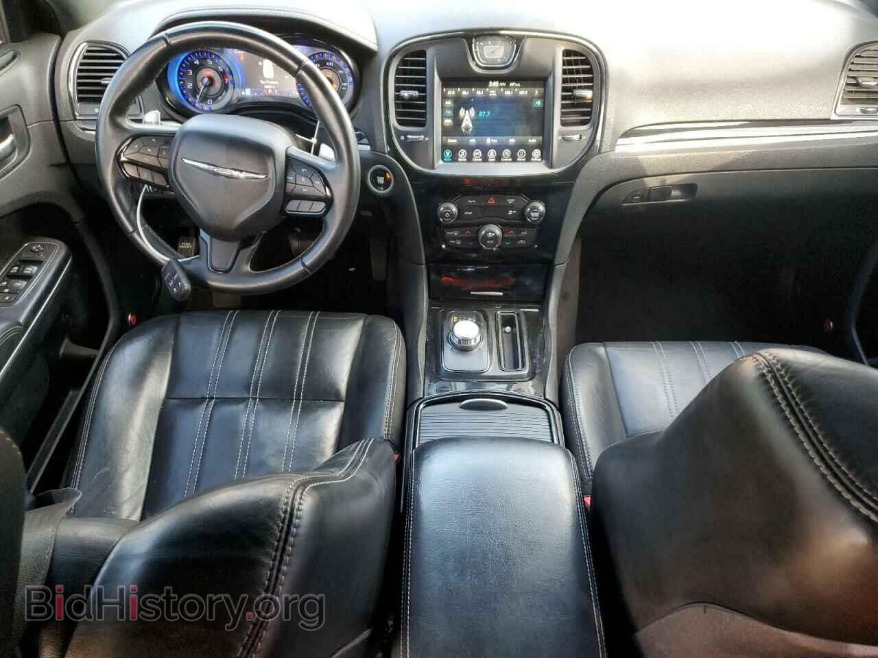 2017 CHRYSLER 300 - VIN: 2C3CCABG7HH663355 - Фото 8