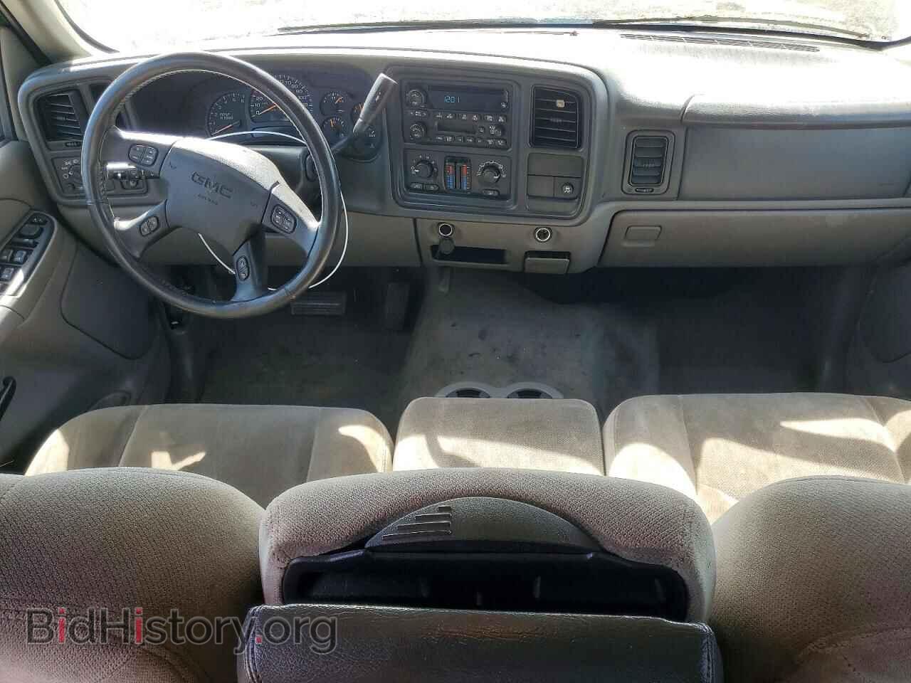 2005 GMC YUKON - VIN: 1GKEC13V05R275837 - Фото 8