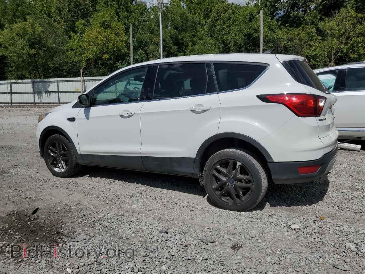 2019 FORD ESCAPE - VIN: 1FMCU0GD2KUA14581 - Фото 2