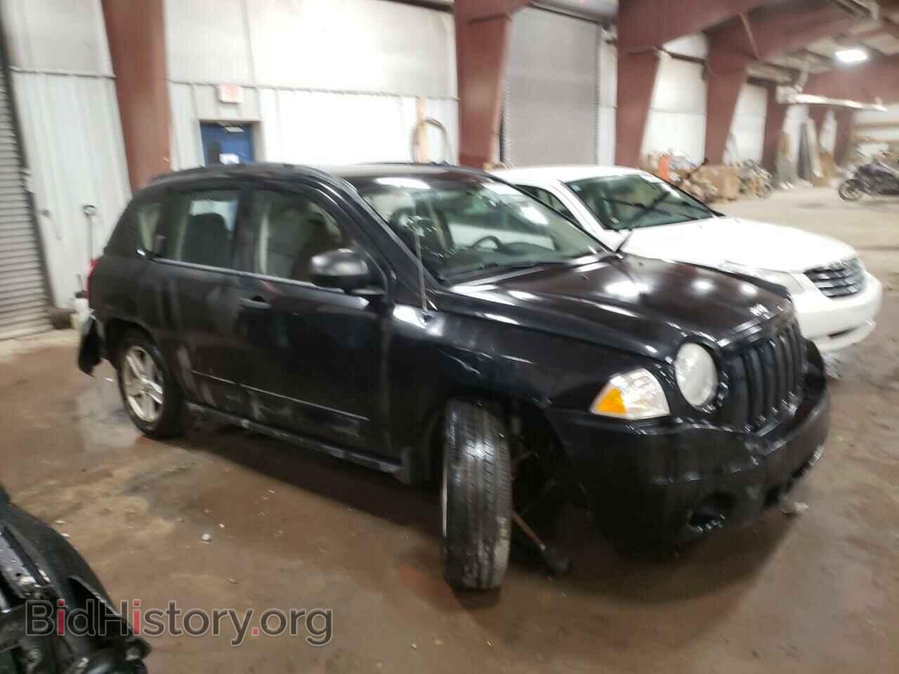 2009 JEEP COMPASS - VIN: 1J4FT47B59D205569 - Photo 4