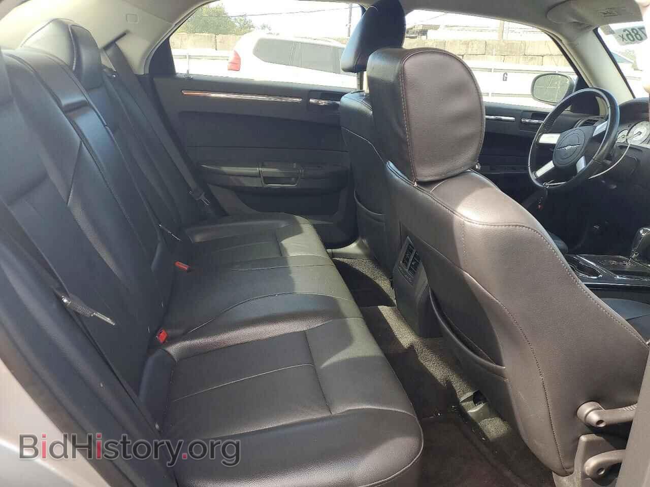 2010 CHRYSLER 300 - VIN: 2C3CA5CV1AH270628 - Photo 10