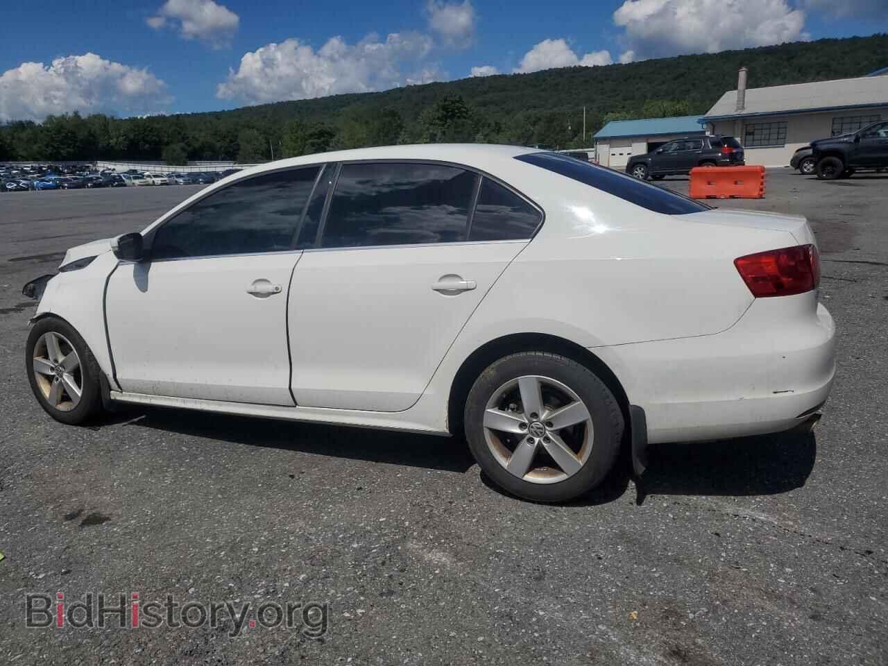 2014 VOLKSWAGEN JETTA - VIN: 3VW3L7AJ3EM275321 - Фото 2