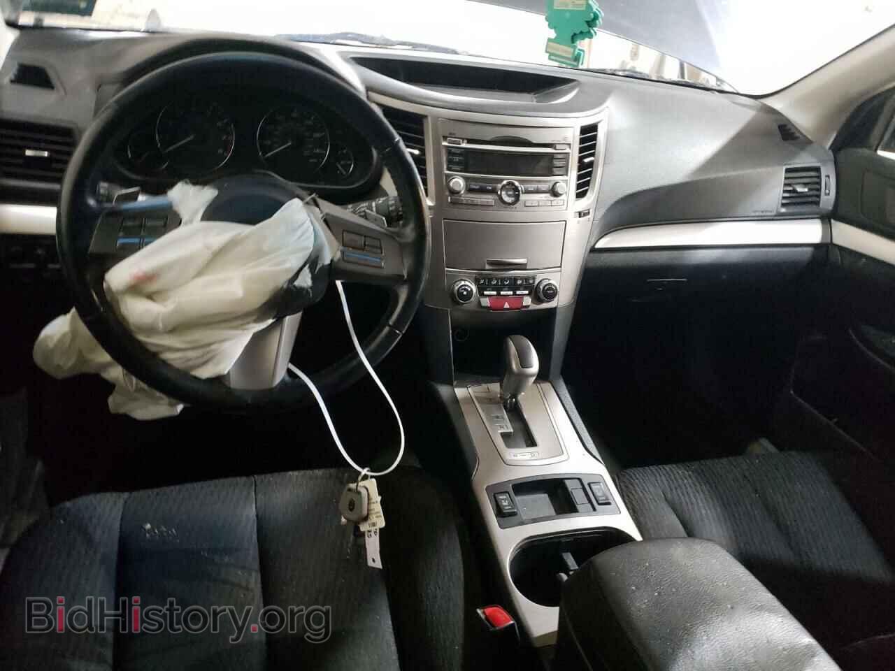 2011 SUBARU OUTBACK - VIN: 4S4BRBCC9B3444992 - Photo 8