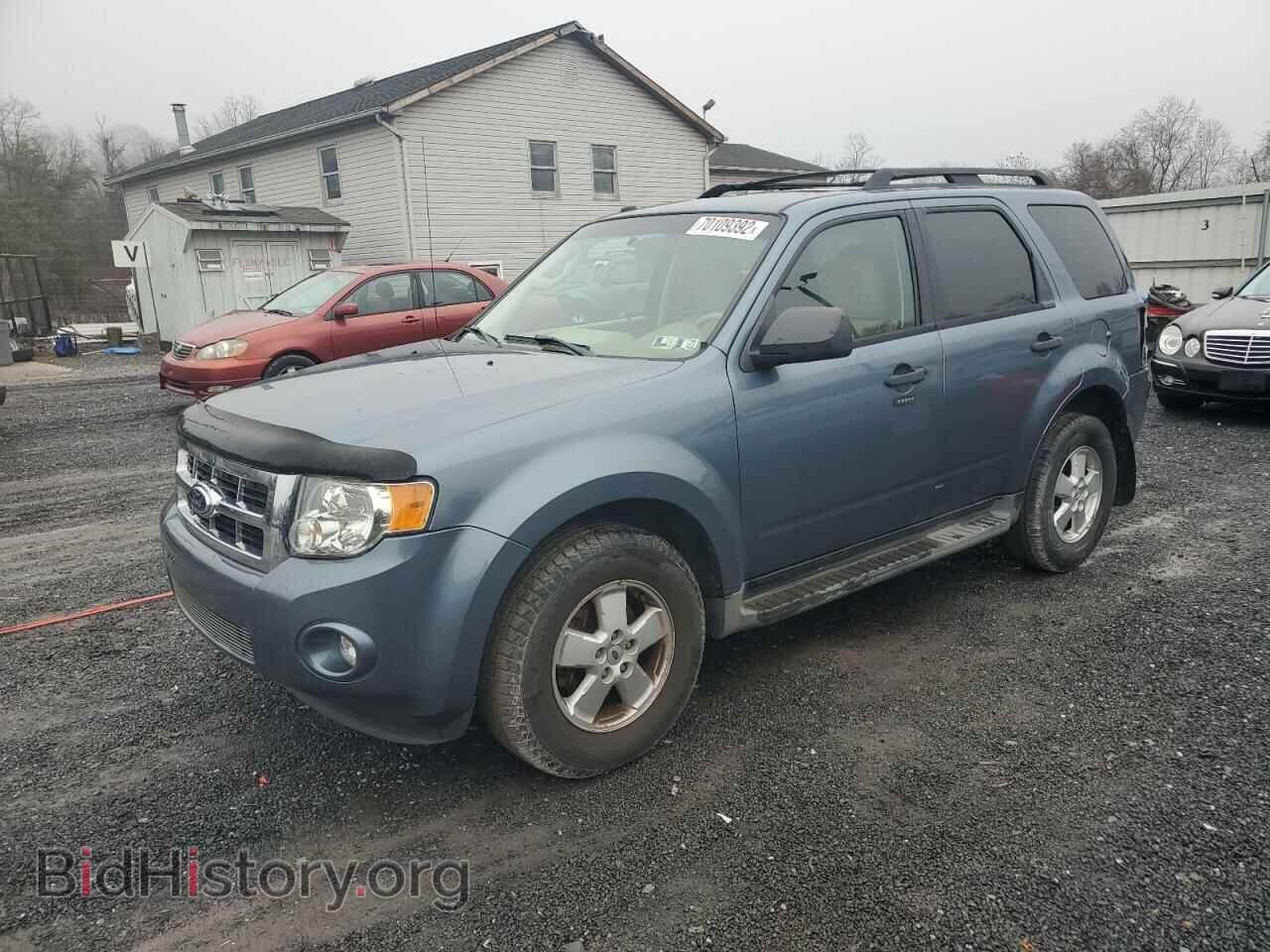 Фотография 1FMCU0D73BKA20299 - FORD ESCAPE 2011