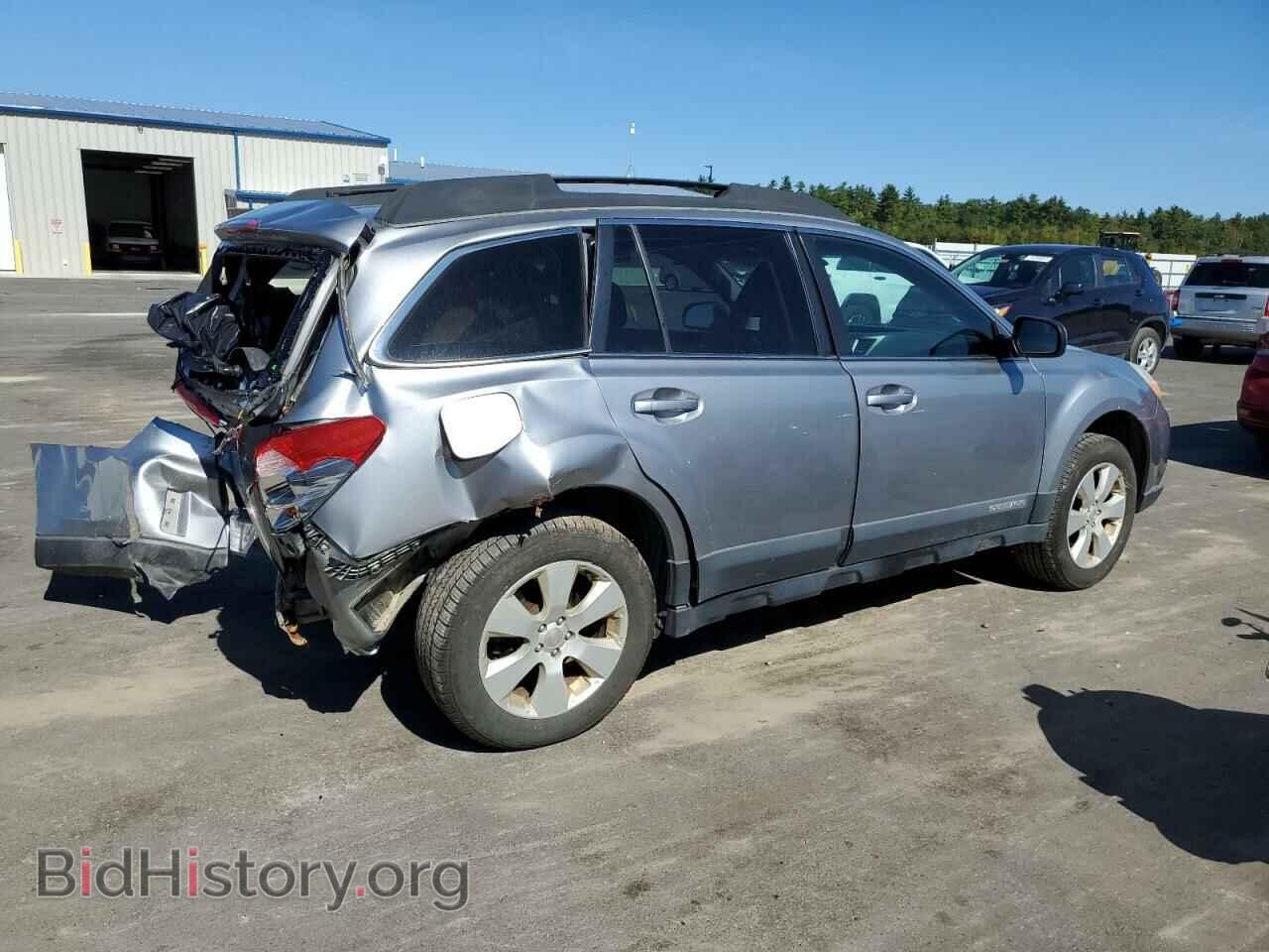 2011 SUBARU OUTBACK - VIN: 4S4BRBCC6B3374903 - Photo 3