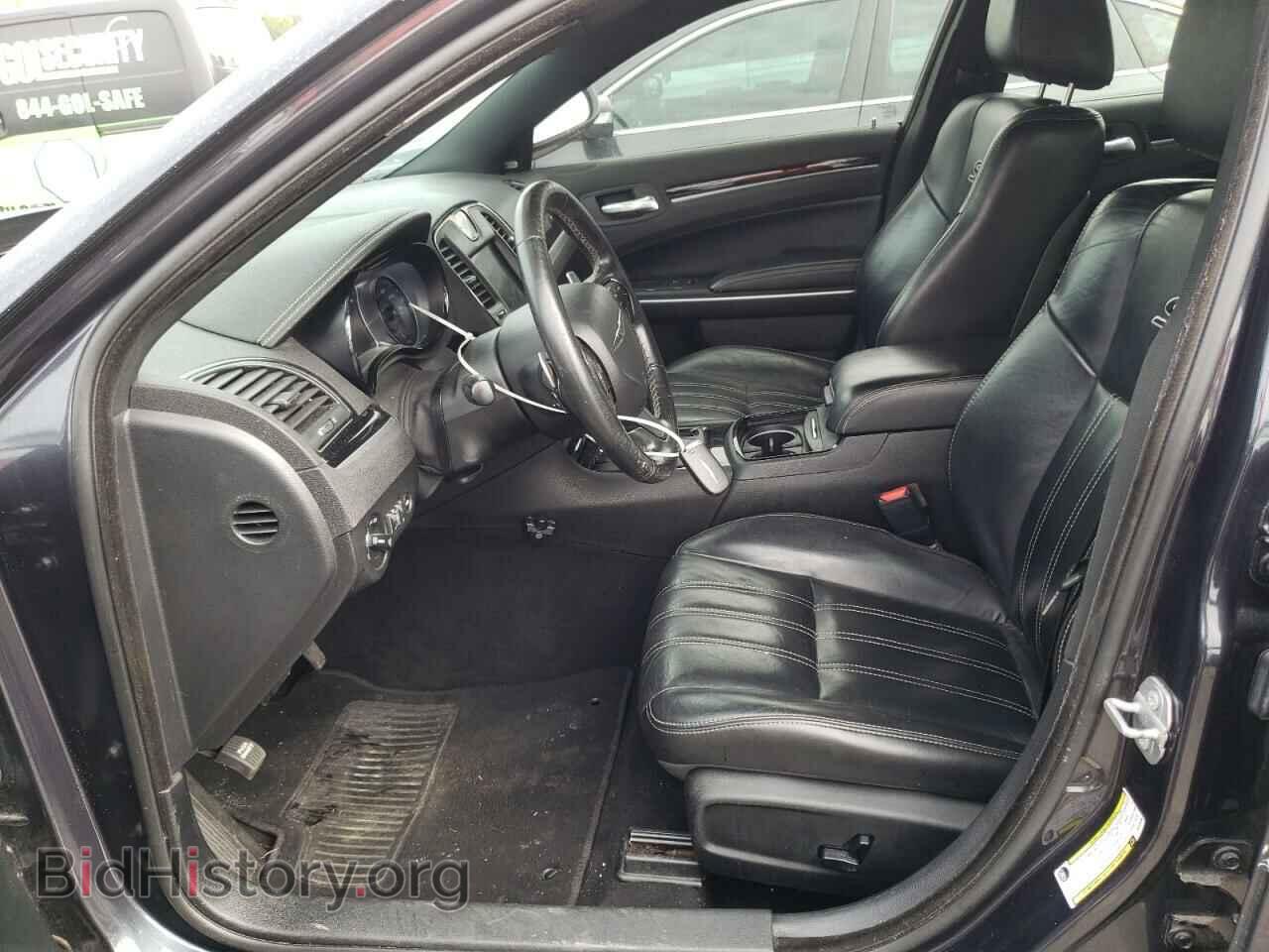 2019 CHRYSLER 300 - VIN: 2C3CCAGG5KH556434 - Фото 7