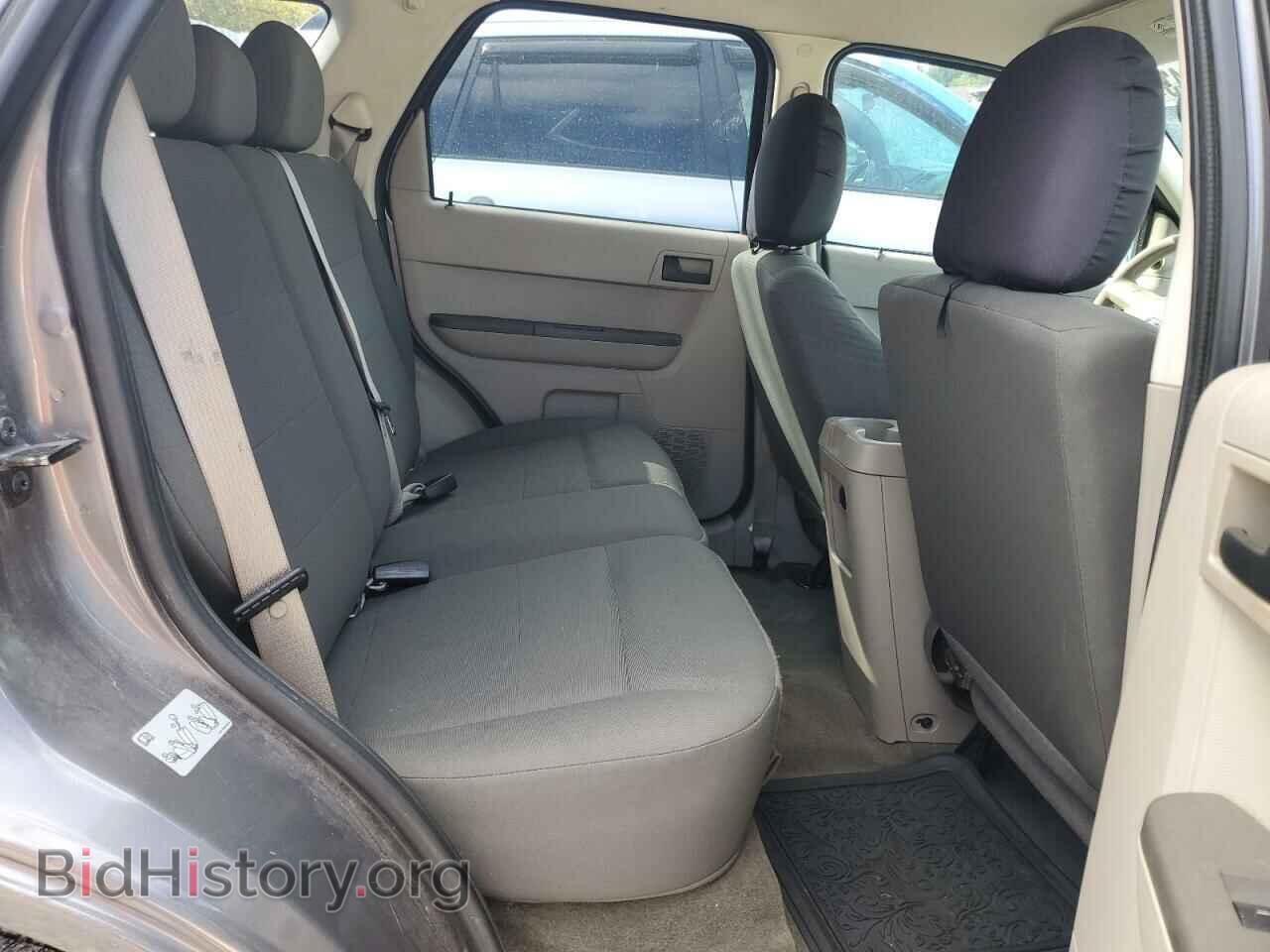 2011 FORD ESCAPE - VIN: 1FMCU0C73BKC52080 - Фото 10