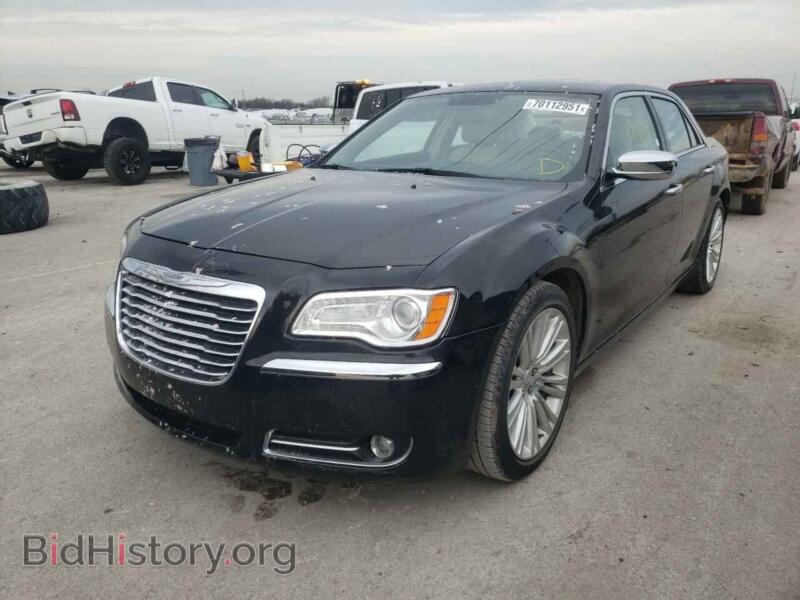 2012 Chrysler 300 (VIN 2C3CCACG7CH138626) — фото 2 из 10