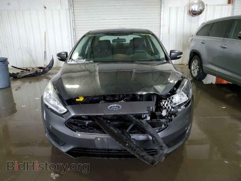 2017 Ford FOCUS (VIN 1FADP3F28HL281326) — photo 5 of 12