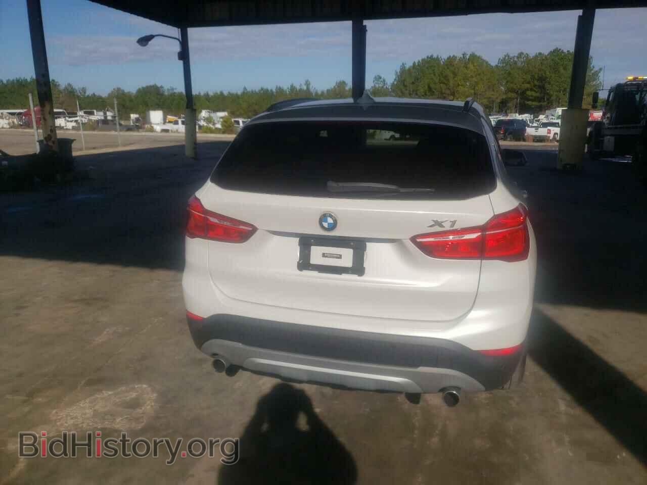 2017 BMW X1 - VIN: WBXHU7C31H5H37217 - Фото 6