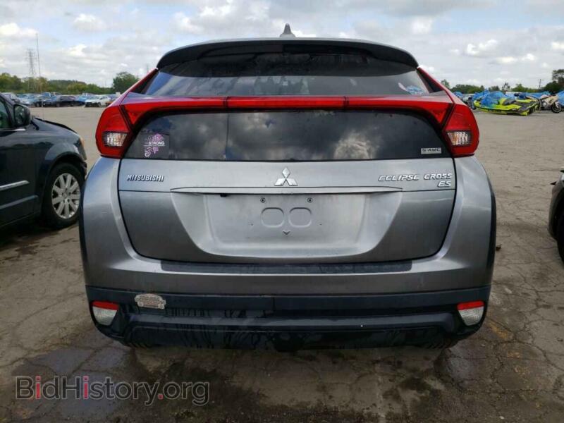2018 Mitsubishi ECLIPSE (VIN JA4AT3AA5JZ046306) — photo 6 of 13