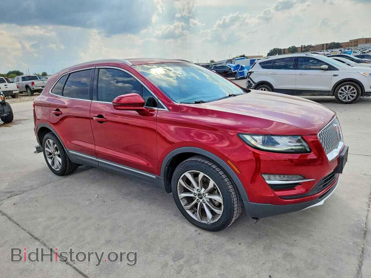 2019 LINCOLN MKC - VIN: 5LMCJ2C90KUL35585 - Photo 4