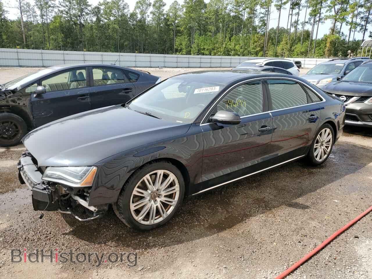 Photo WAURVAFD0BN021653 - AUDI A8 2011