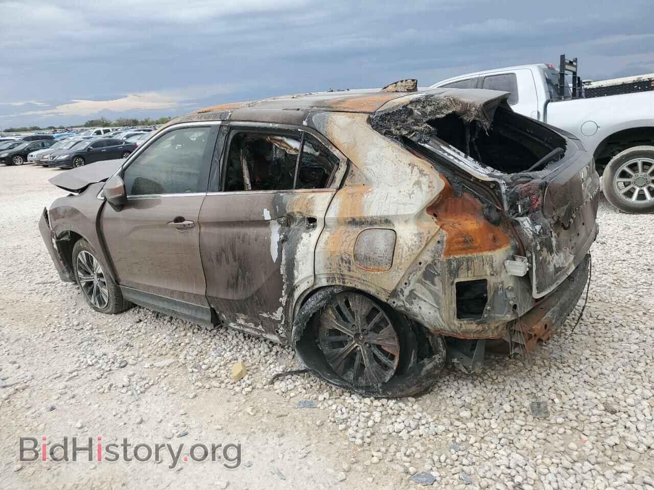 2022 MITSUBISHI ECLIPSE - VIN: JA4ATWAA8NZ047490 - Photo 2