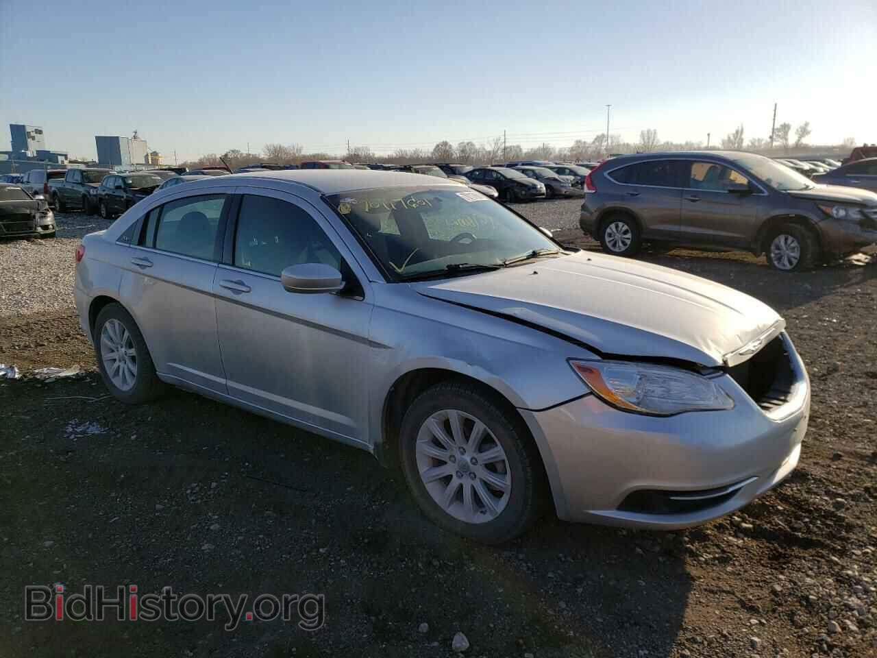 Photo 1C3BC1FB1BN625743 - CHRYSLER 200 2011