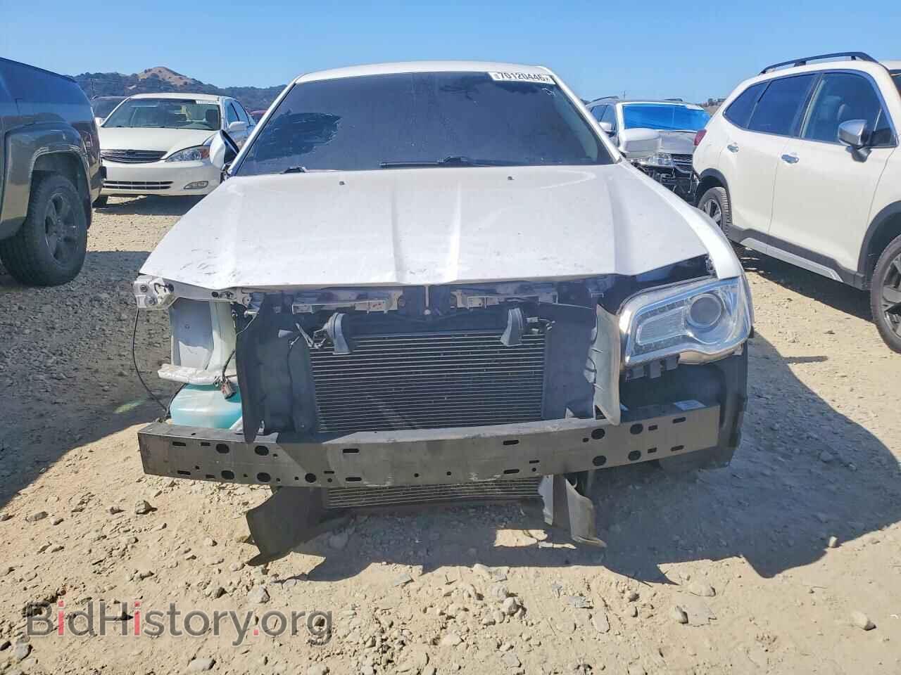 2015 CHRYSLER 300 - VIN: 2C3CCAAG1FH818190 - Фото 5