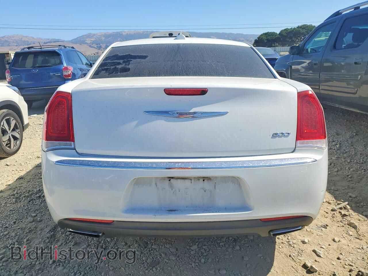 2015 CHRYSLER 300 - VIN: 2C3CCAAG1FH818190 - Фото 6