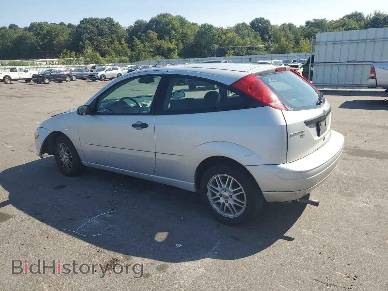 2006 FORD FOCUS - VIN: 1FAHP31N66W204078 - Фото 2