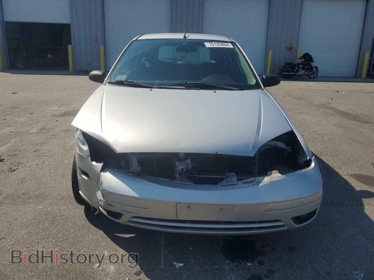 2006 FORD FOCUS - VIN: 1FAHP31N66W204078 - Фото 5