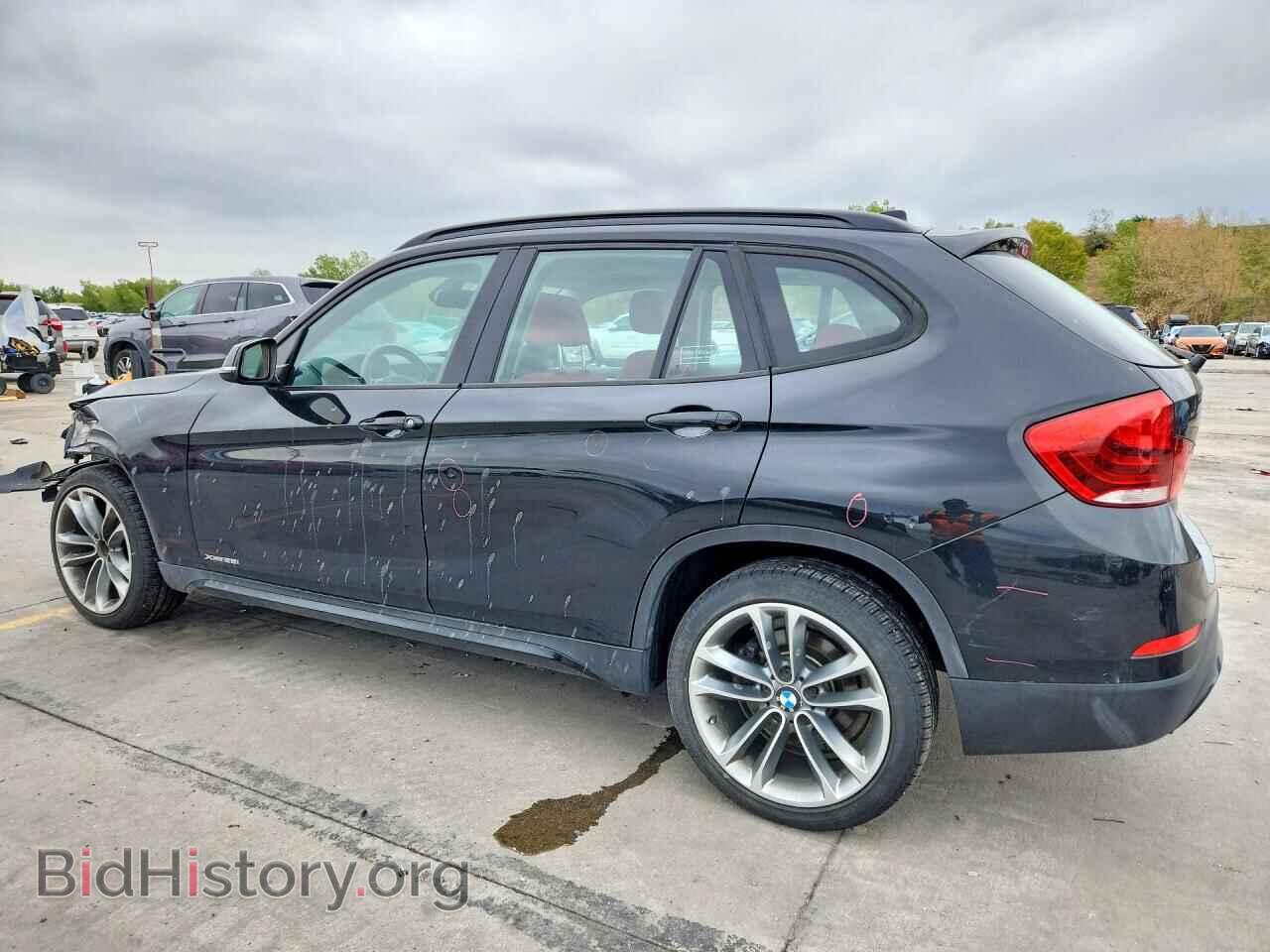 2015 BMW X1 - VIN: WBAVL1C54FVY26238 - Фото 2