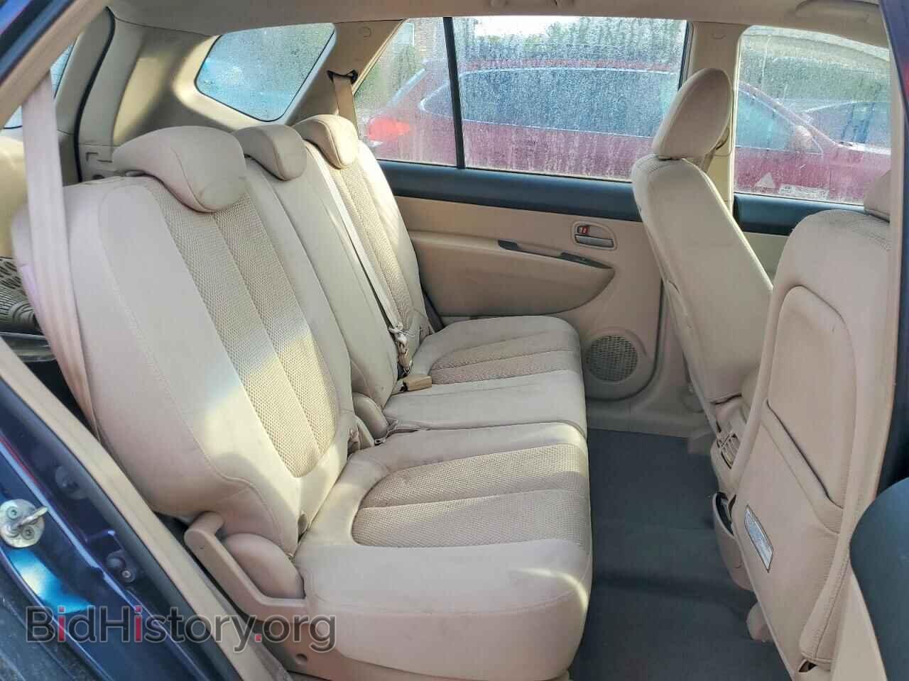 2007 KIA RONDO - VIN: KNAFG526X77112436 - Photo 10