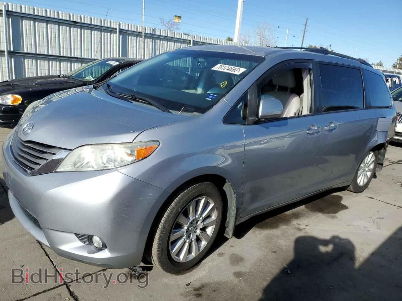 Фотография 5TDDK3DC6CS034995 - TOYOTA SIENNA 2012
