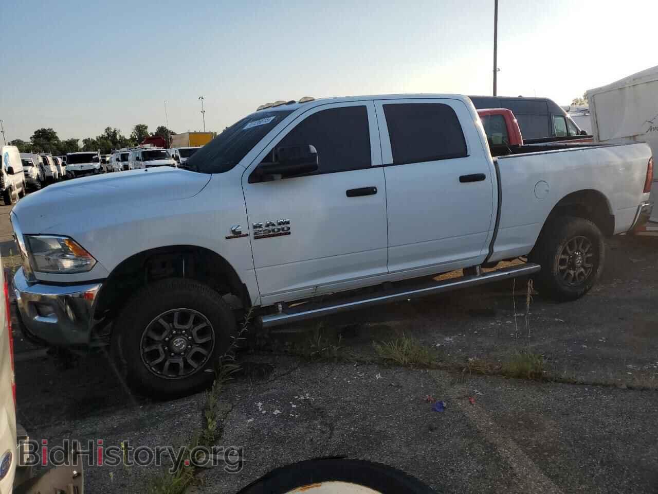 Фотография 3C6UR5CL7GG286355 - RAM All Models 2016