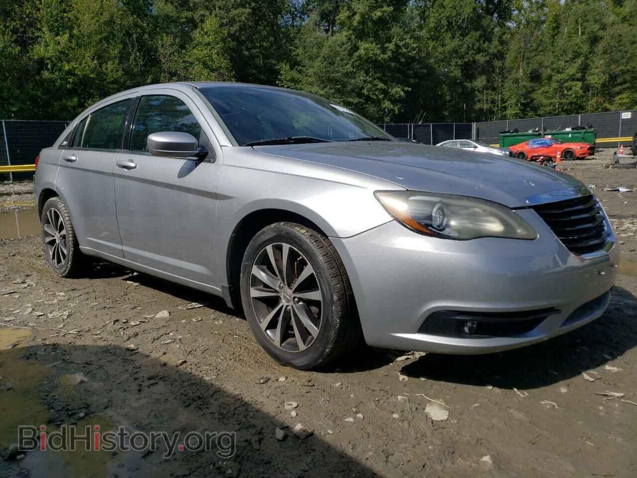 2013 CHRYSLER 200 - VIN: 1C3CCBBG2DN737062 - Фото 4