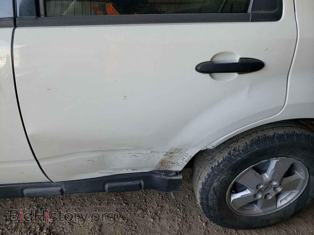 2011 FORD ESCAPE - VIN: 1FMCU0D74BKC23024 - Фото 9