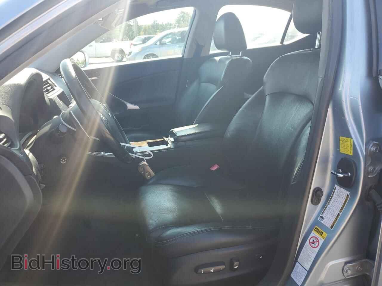 2010 LEXUS IS - VIN: JTHCF5C20A5042919 - Фото 7