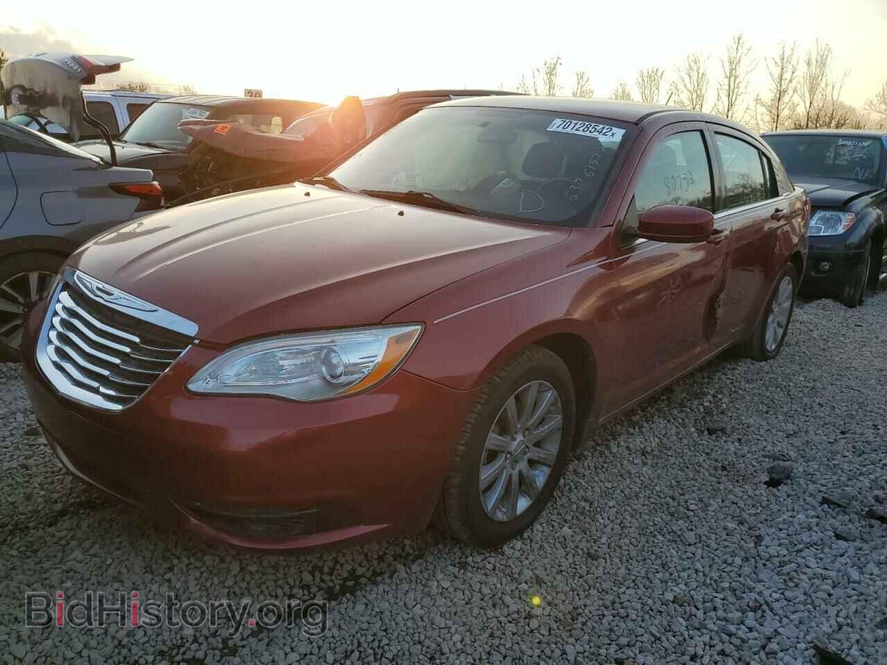 2014 CHRYSLER 200 - VIN: 1C3CCBBBXEN171366 - Фото 2