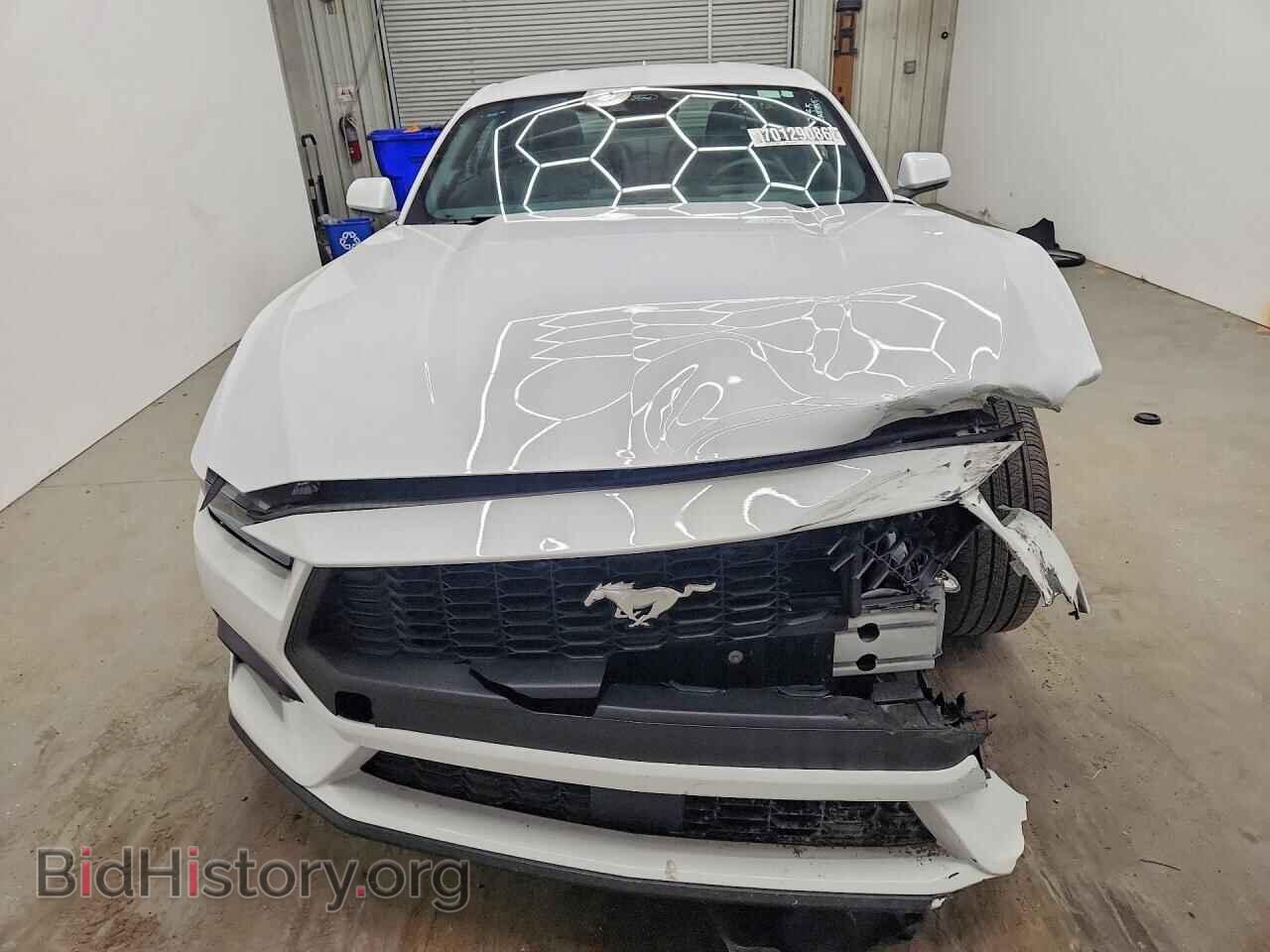 2026 Ford MUSTANG (VIN 1FA6P8TH2T5111944) — photo 5 of 13