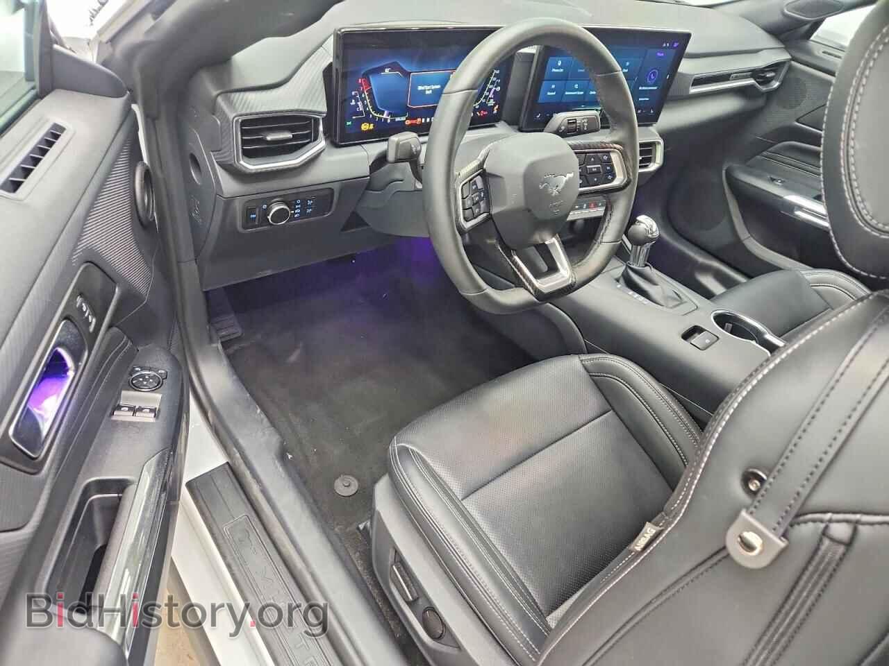2026 Ford MUSTANG (VIN 1FA6P8TH2T5111944) — photo 8 of 13